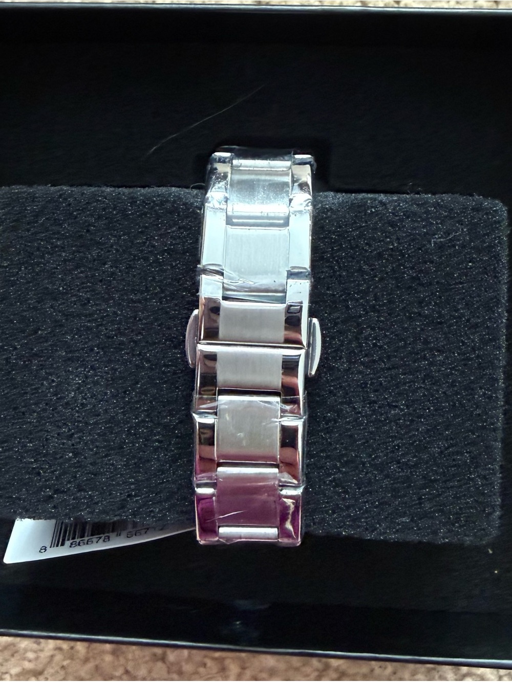 Invicta Women’s Silver Stainless Steel Watch with Cream Dial - Picture 4 of 7